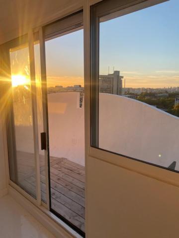 14Eme Et Der Etage "Arty" Avec 2 Chambres Et Vue Panoramique ! Créteil Dış mekan fotoğraf