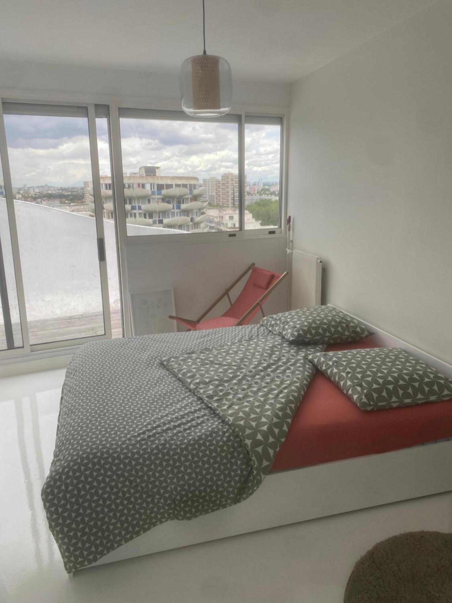 14Eme Et Der Etage "Arty" Avec 2 Chambres Et Vue Panoramique ! Créteil Dış mekan fotoğraf